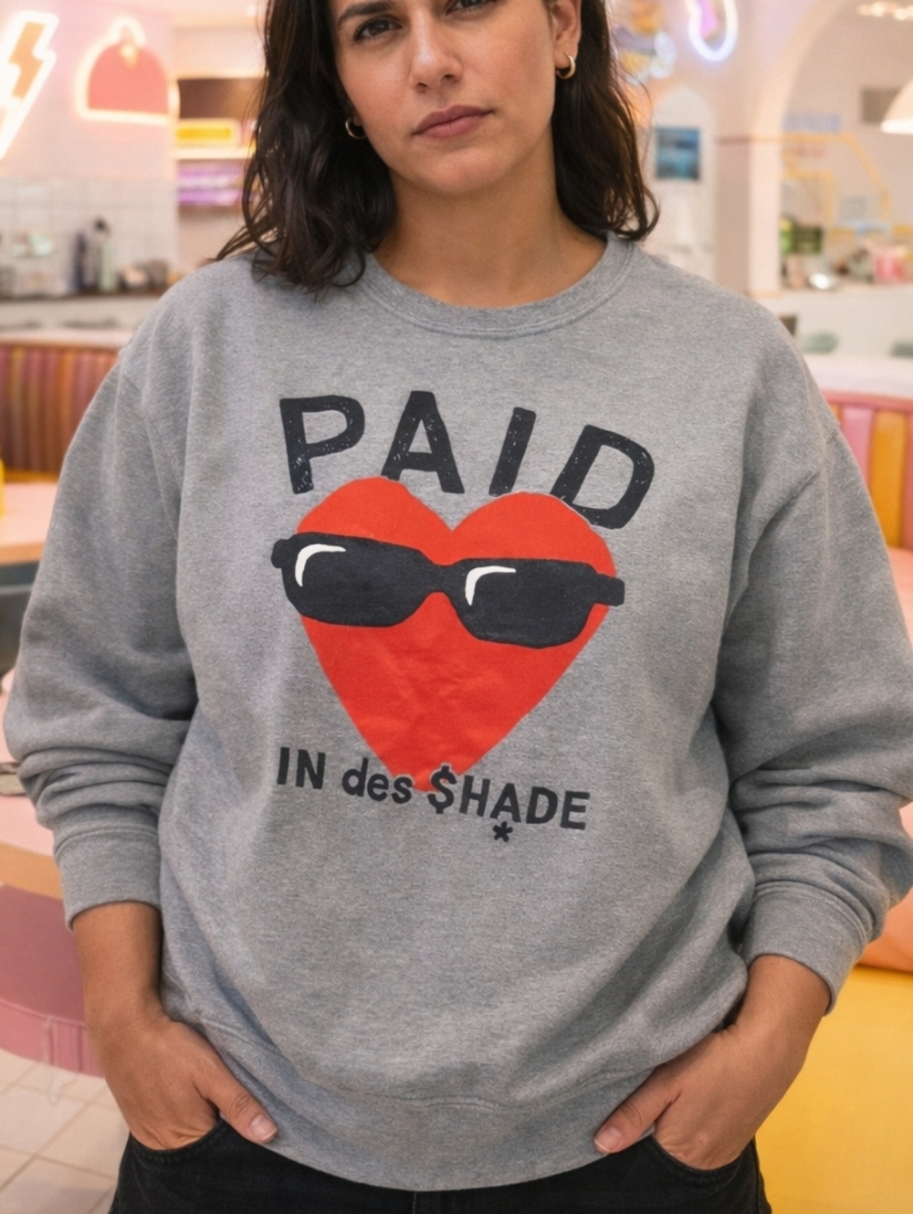 REASON❤"PAID IN des SHADE" Gray Crewneck Sweatshirt with Red Heart Graphic Sz M